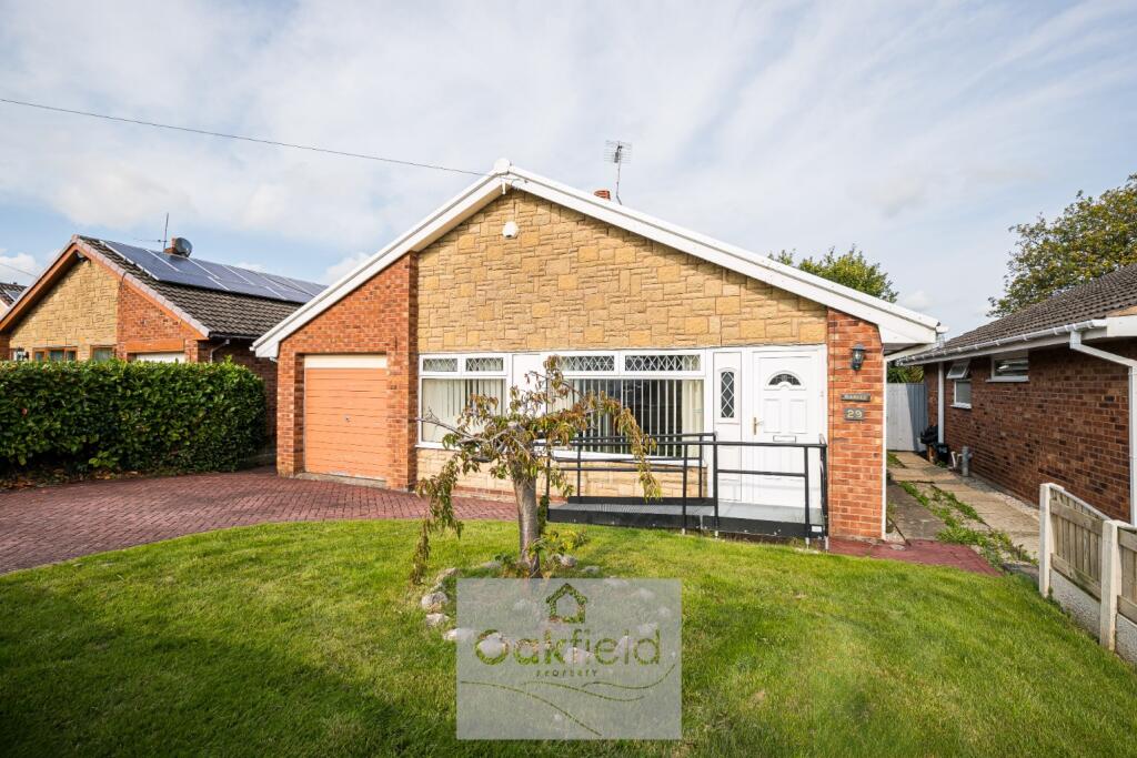 2 bedroom detached bungalow for sale in Snowdon Avenue, BrynYBaal