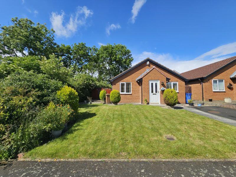 2 bedroom bungalow for sale in Wolsingham Court, Cramlington, NE23
