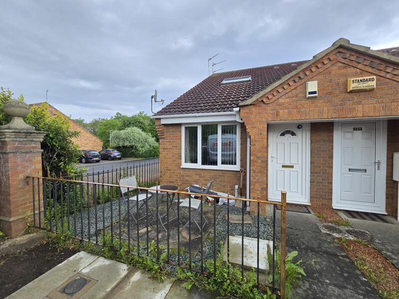 2 bedroom end of terrace house for sale in Drybeck Court, Cramlington, NE23