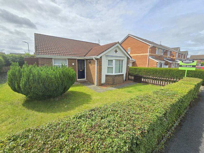 2 bedroom detached bungalow for sale in Primrose Close, Annitsford, NE23