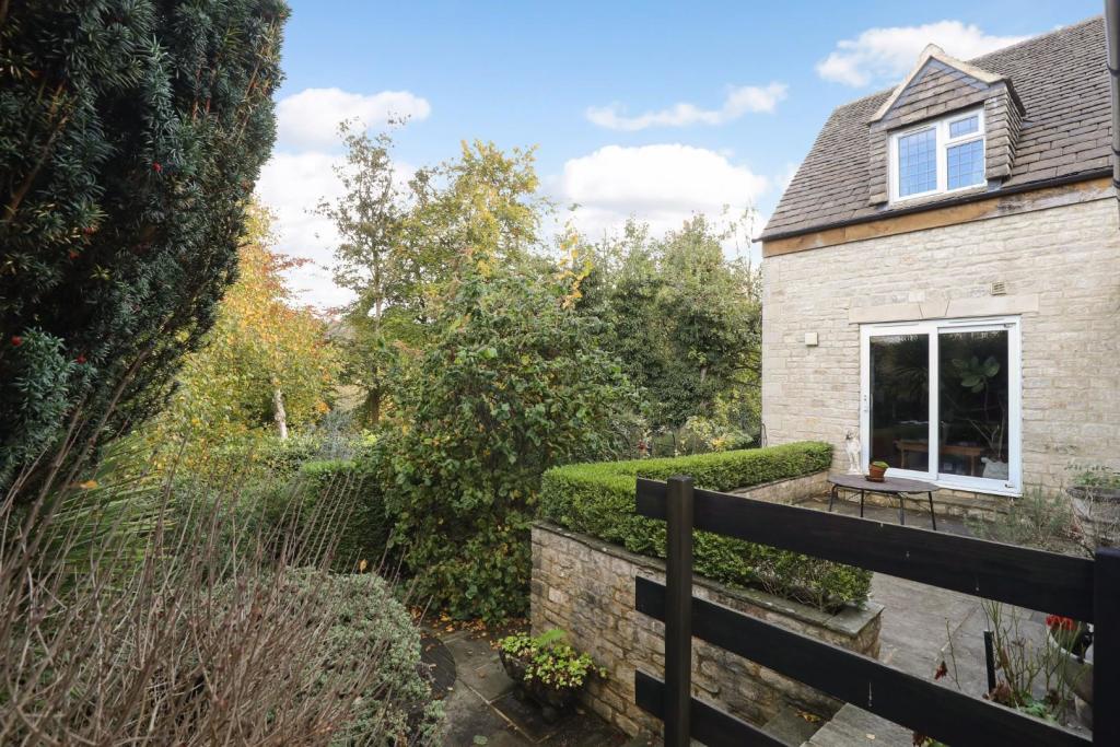 3 bedroom detached house for sale in Slad, Stroud, GL6