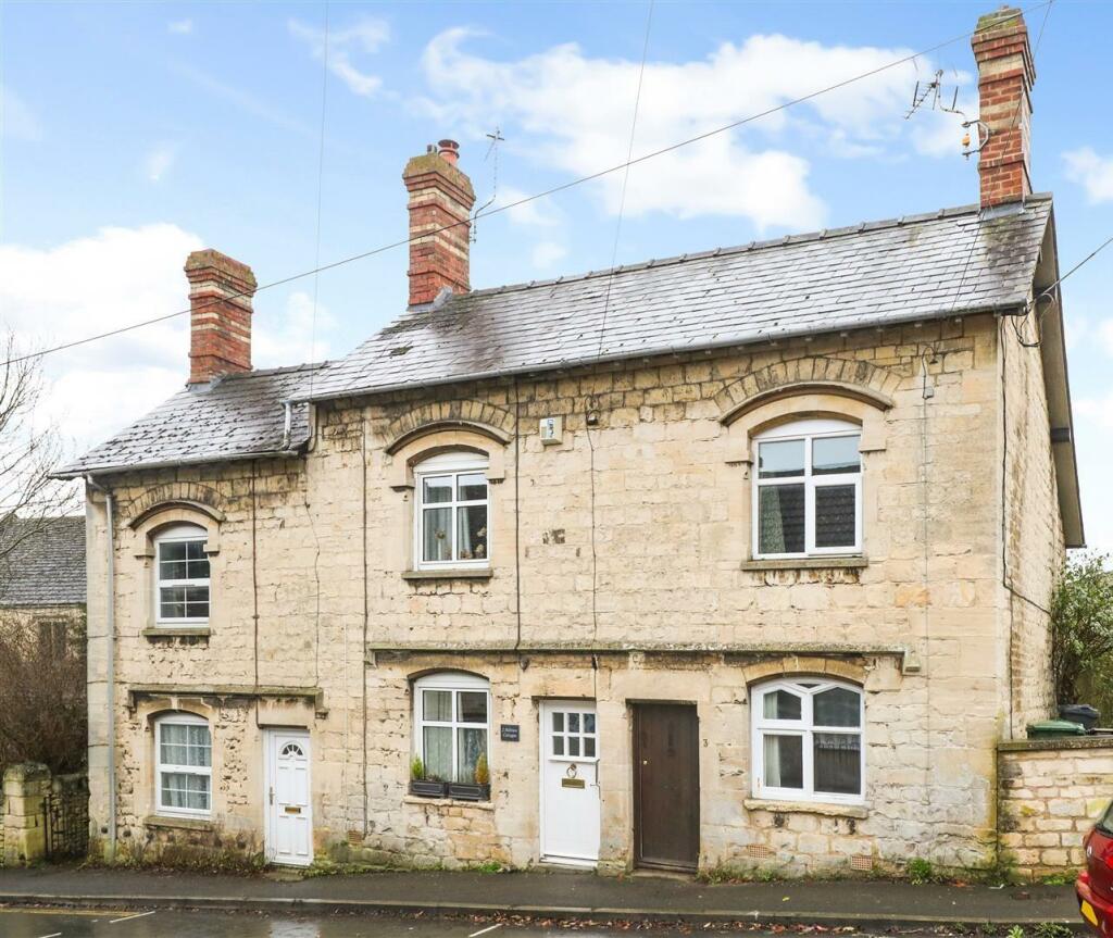 2 bedroom cottage for sale in Gloucester Street, Painswick, Stroud, GL6