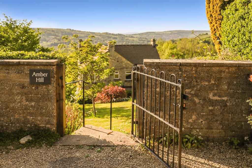 Main image of property: Lower Littleworth, Amberley, Stroud