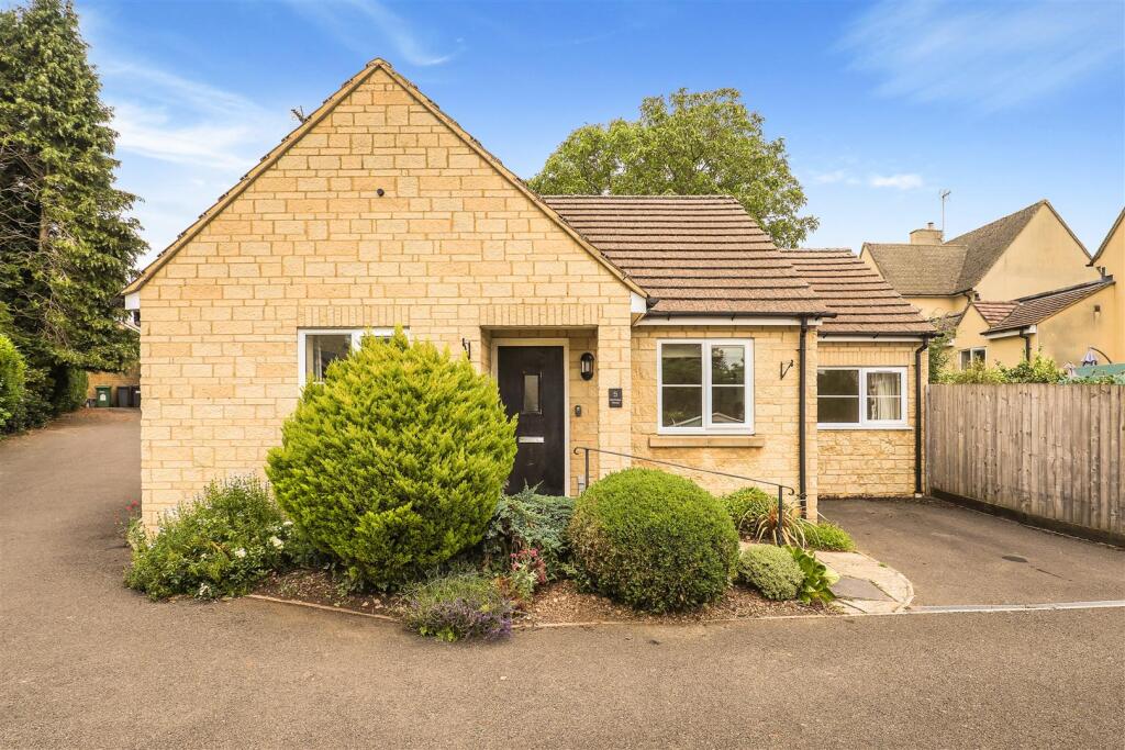 Main image of property: Butt Street, Minchinhampton, Stroud
