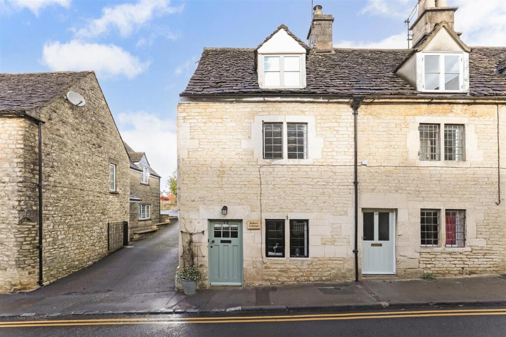 Main image of property: Tetbury Street, Minchinhampton, Stroud
