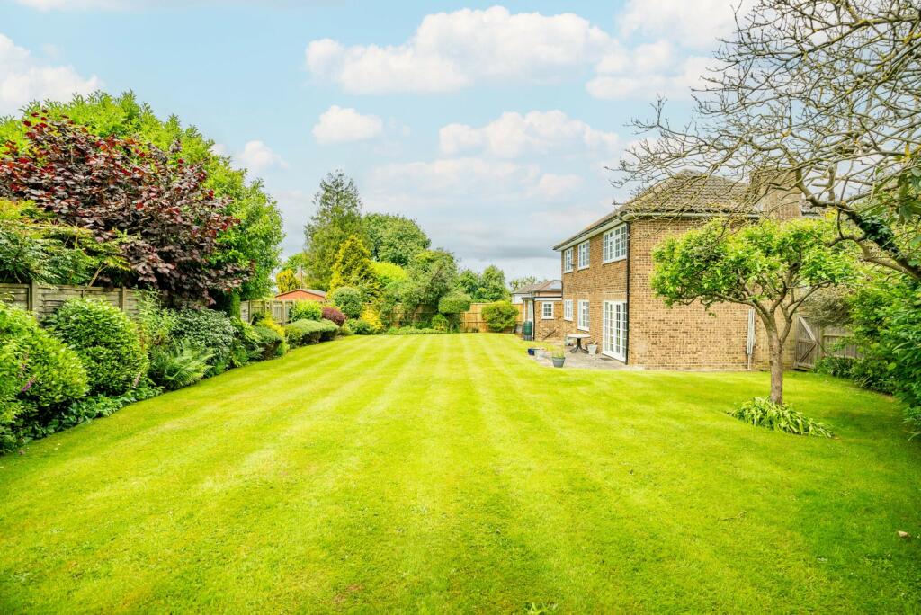 Main image of property: Burton Close, Wheathampstead, St. Albans, Hertfordshire, AL4