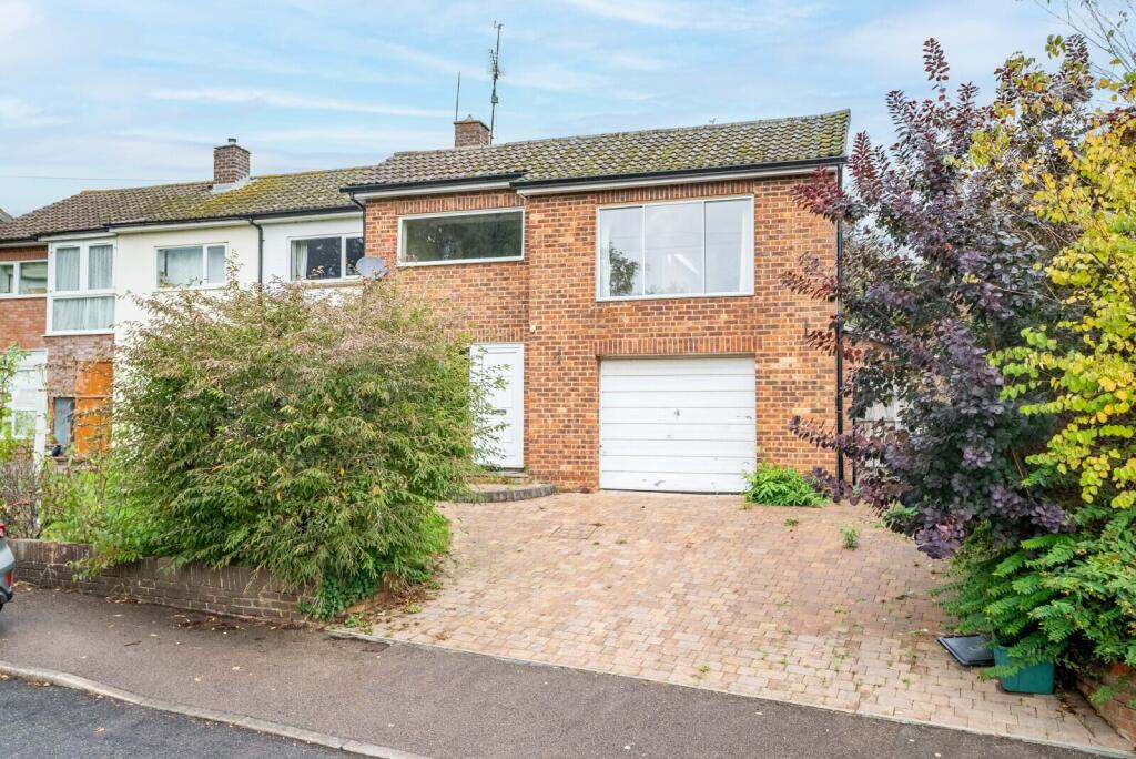 Main image of property: Lower Luton Road, Wheathampstead, St. Albans, Hertfordshire, AL4
