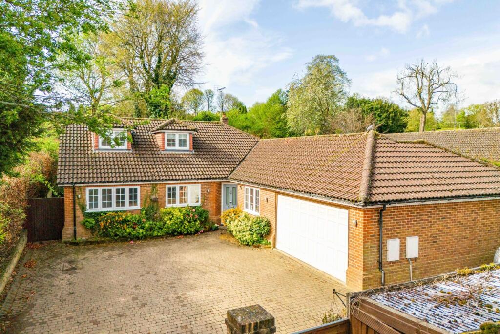 Main image of property: Marford Road, Wheathampstead, St. Albans, Hertfordshire, AL4