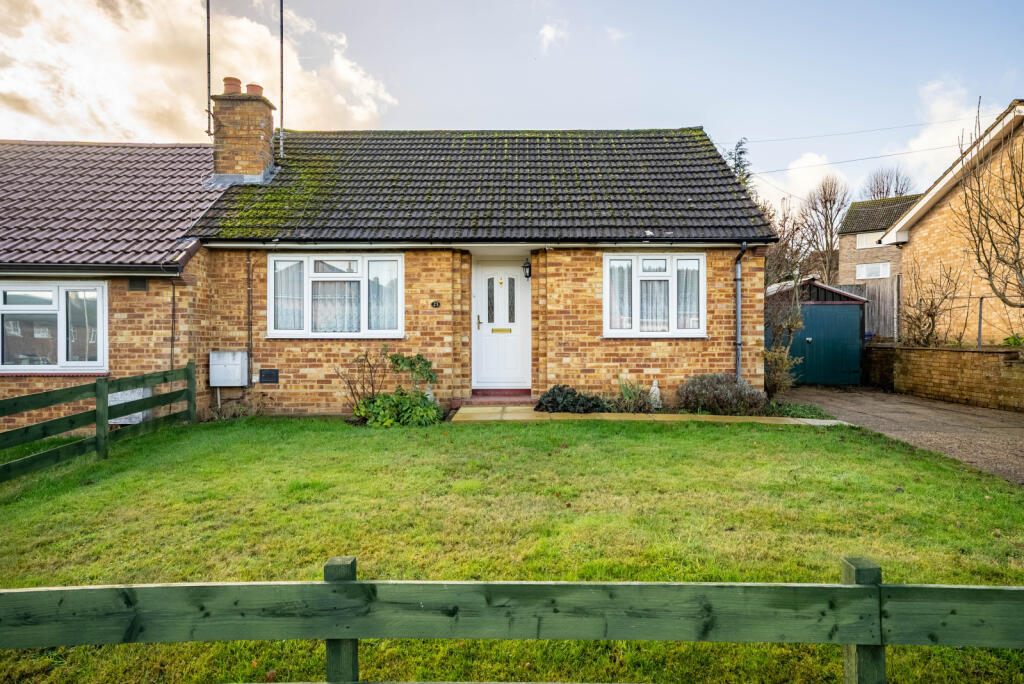Main image of property: Lawn Avenue, Kimpton, Hitchin, Hertfordshire, SG4