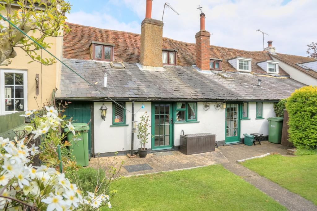 3 bedroom terraced house for sale in The Hill, Wheathampstead, St