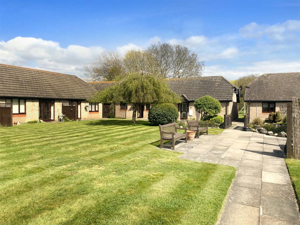 1 bedroom apartment for sale in Field House, Station Road, East Preston