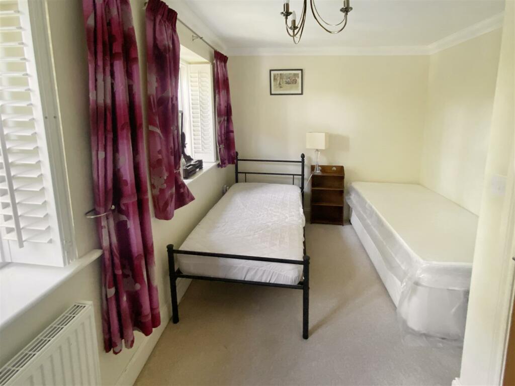 Additional property image - Elm Farm Cottages, Old Manor Road, Rustington