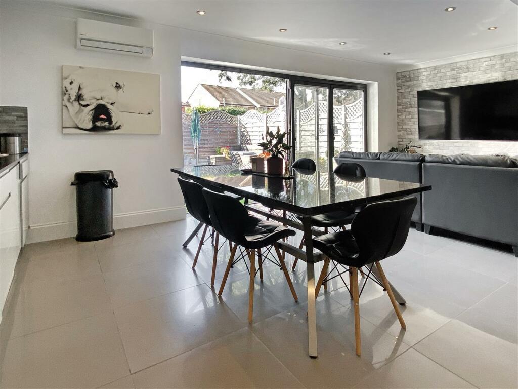 Additional property image - Southcourt Close, Rustington
