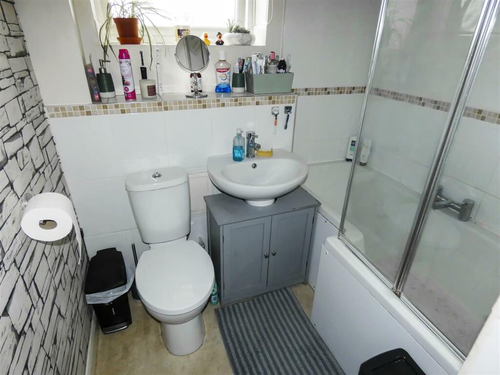 Additional property image - Whitecroft, Ash Lane, Rustington