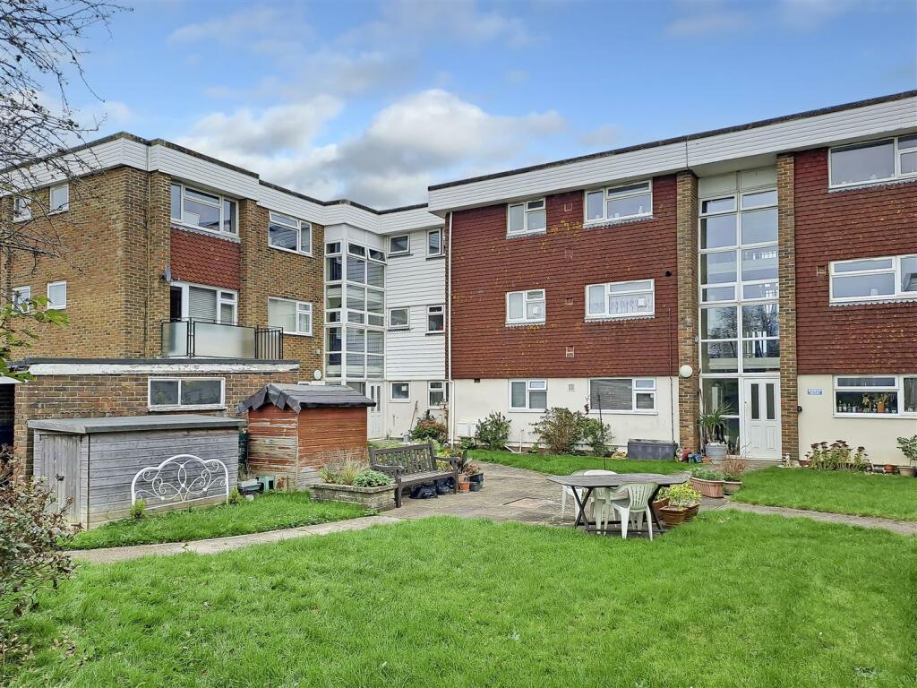 Additional property image - Whitecroft, Ash Lane, Rustington