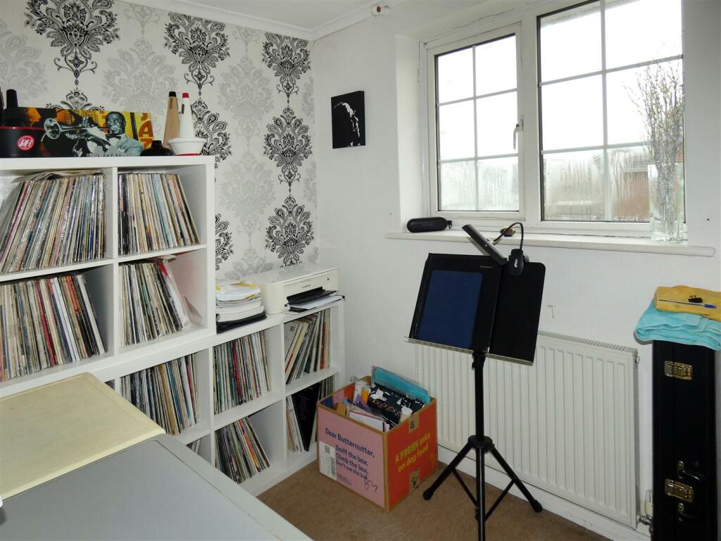 Additional property image - Leeward Road, Littlehampton
