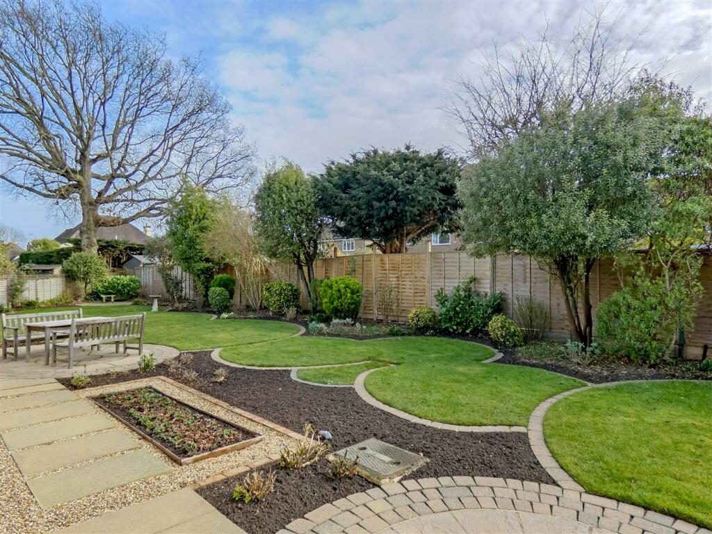 Additional property image - Meadway, Rustington Sea Estate