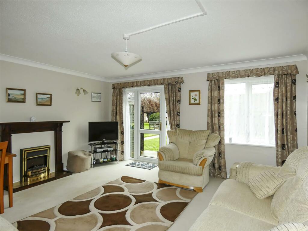 Additional property image - Field House, Station Road, East Preston