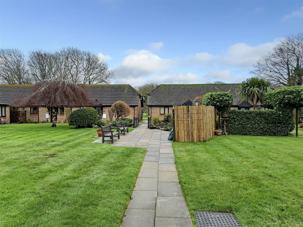 Additional property image - Field House, Station Road, East Preston