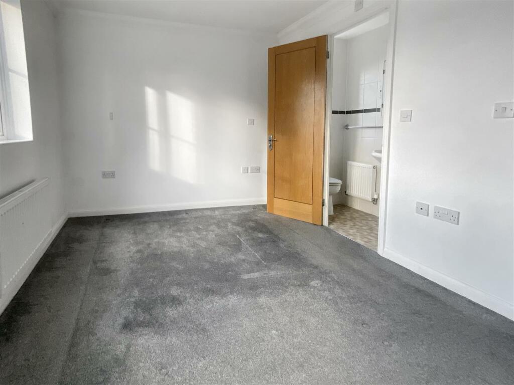 Additional property image - The Poplars, Littlehampton