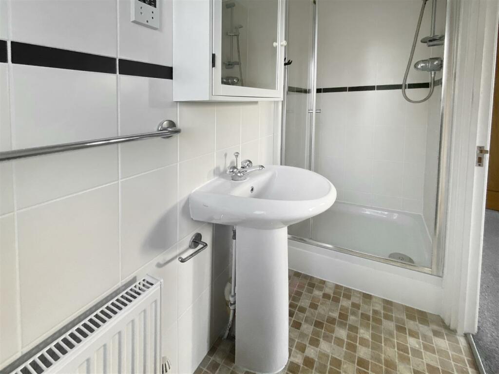 Additional property image - The Poplars, Littlehampton