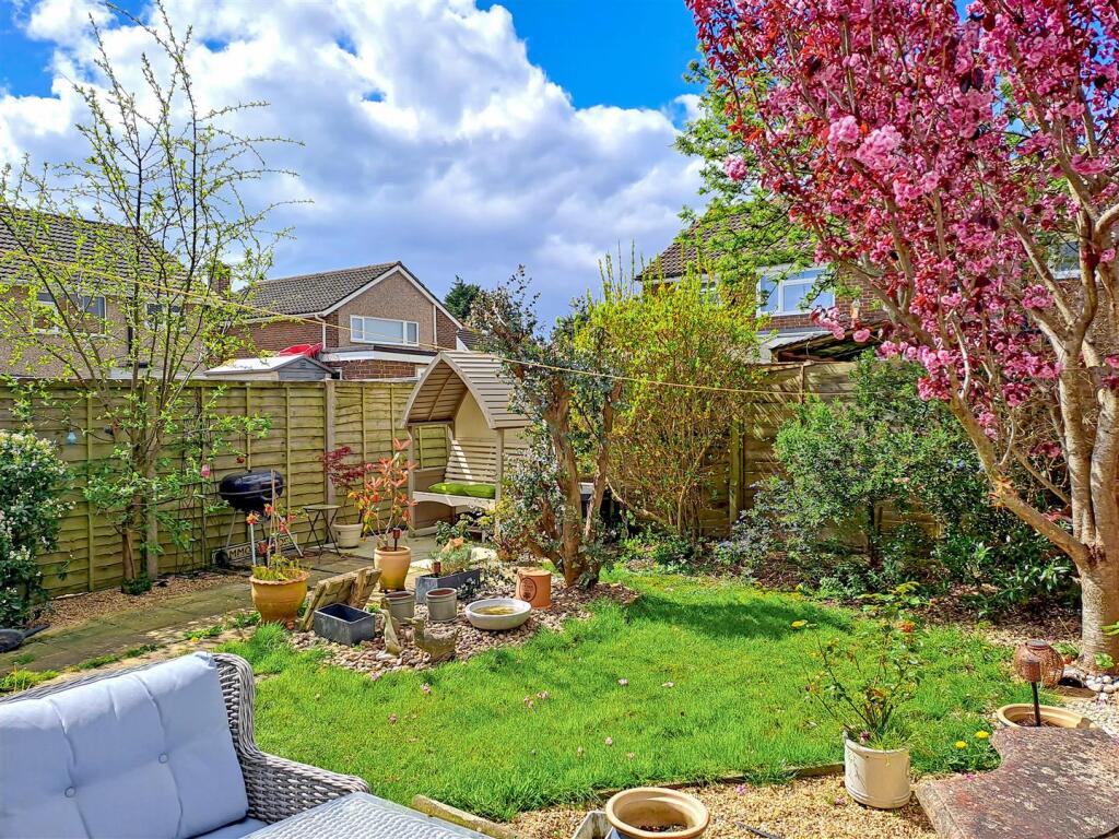 Additional property image - Hailsham Close, East Preston
