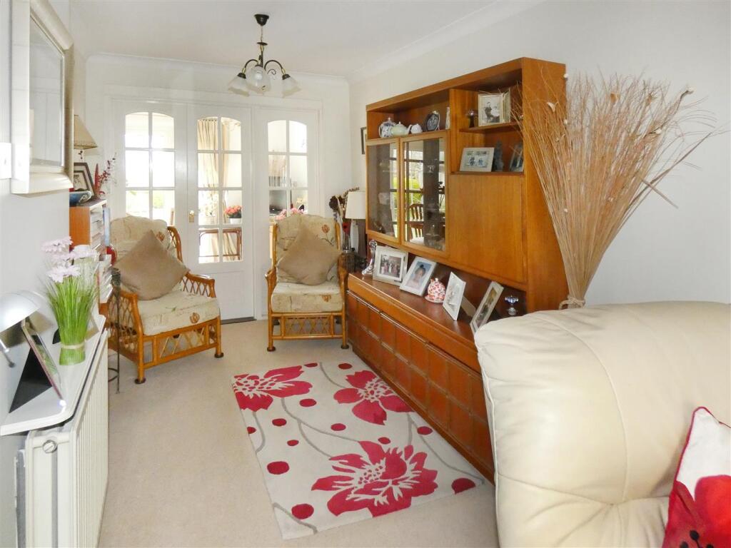 Additional property image - The Chine, Littlehampton