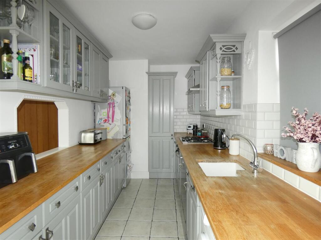 Additional property image - Henry Avenue, Rustington,