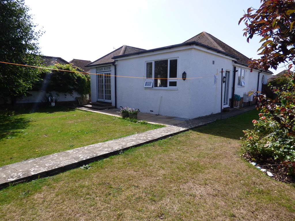 2 bedroom detached bungalow for sale in Amberley Road, Rustington, BN16