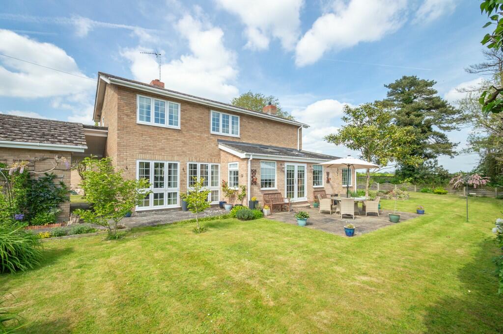 4 bedroom detached house for sale in Burrough Green, Cambridgeshire, CB8