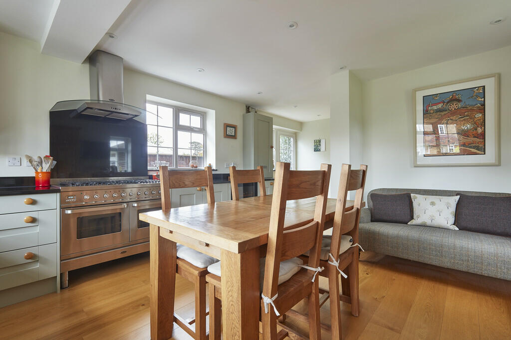Additional property image - Newmarket, Suffolk