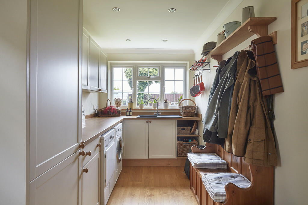 Additional property image - Newmarket, Suffolk