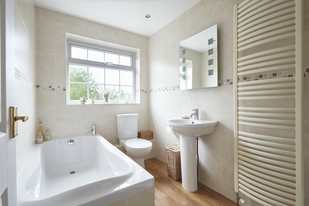 Additional property image - Newmarket, Suffolk