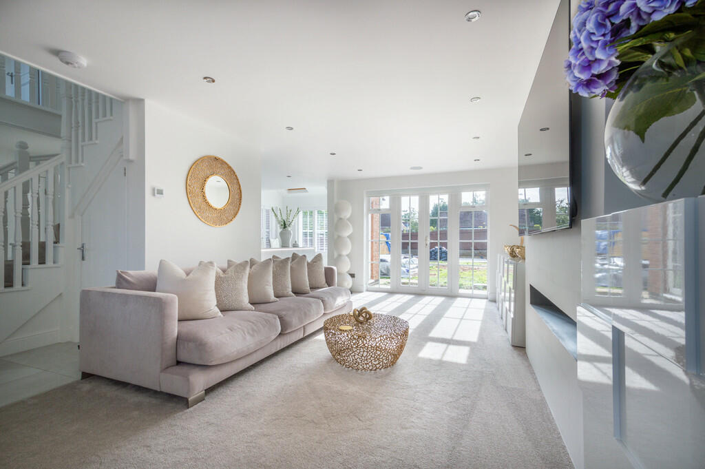 Additional property image - Newmarket, Suffolk