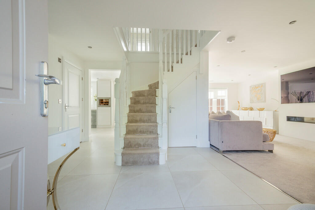 Additional property image - Newmarket, Suffolk