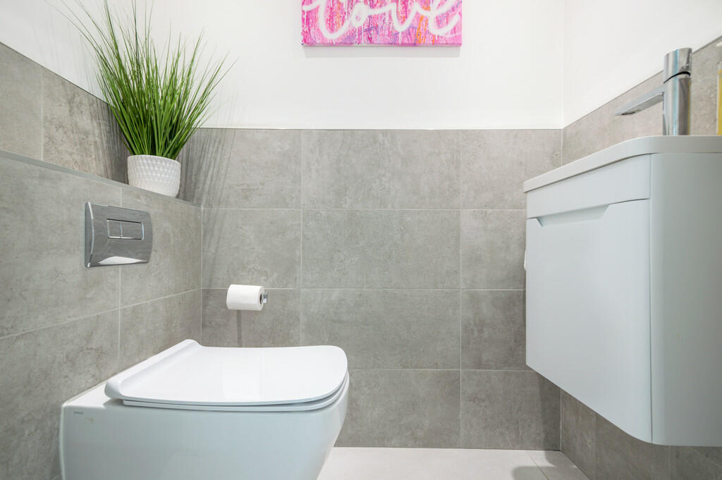 Additional property image - Newmarket, Suffolk