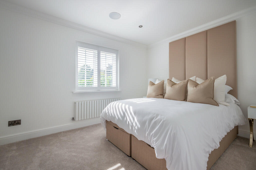 Additional property image - Newmarket, Suffolk