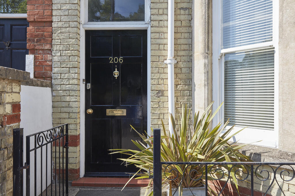 Additional property image - Newmarket, Suffolk