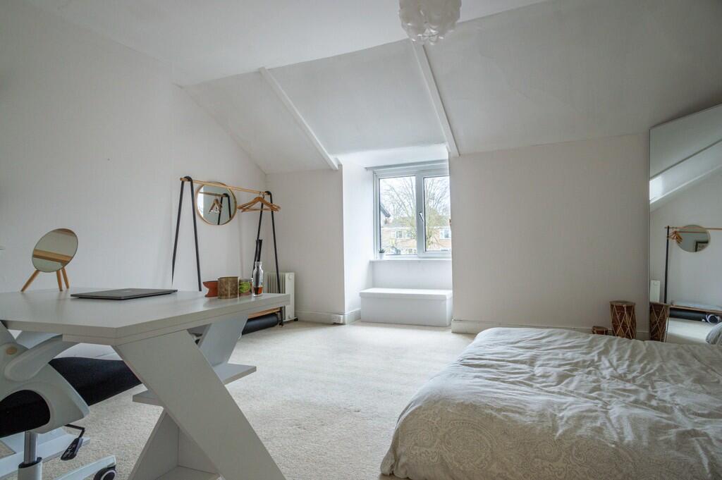 Additional property image - Newmarket, Suffolk