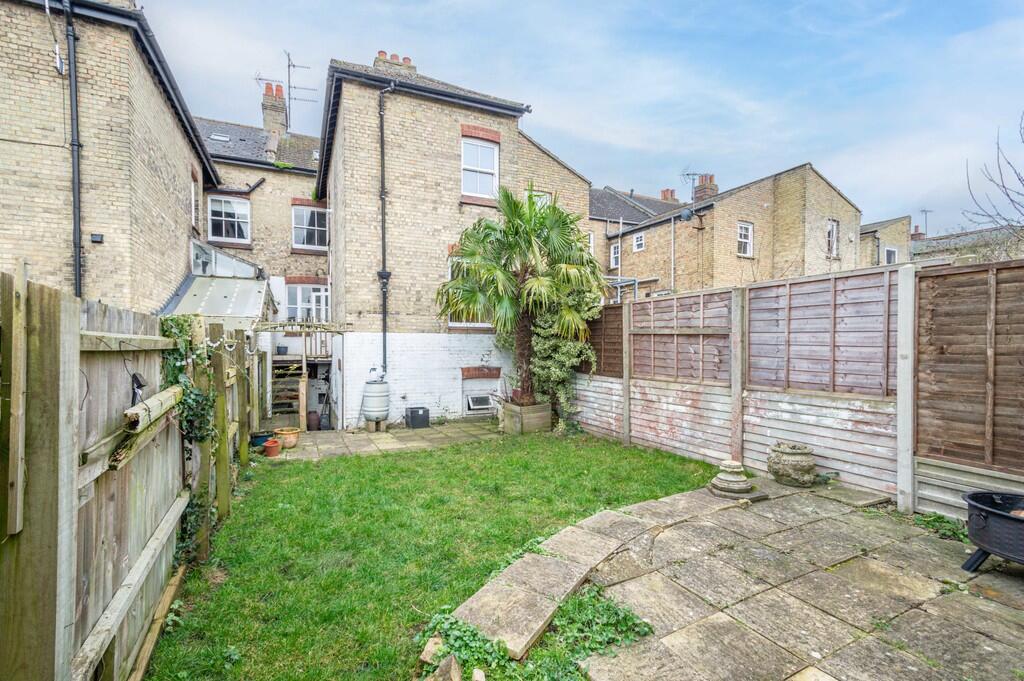 Additional property image - Newmarket, Suffolk