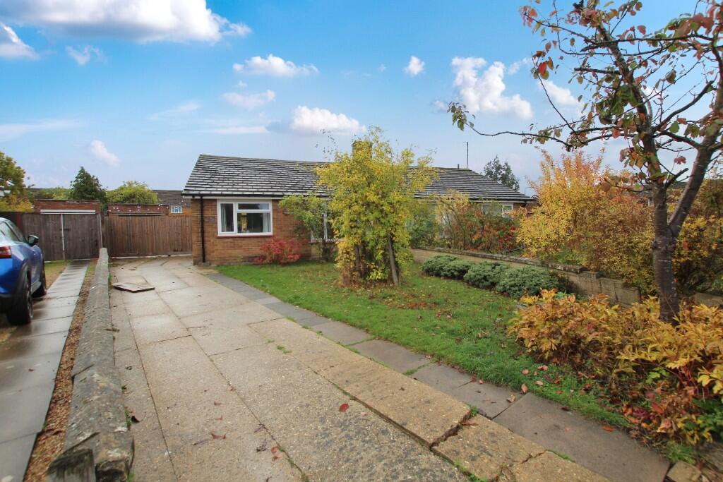 Main image of property: High View, Putnoe, Bedford, Bedfordshire, MK41