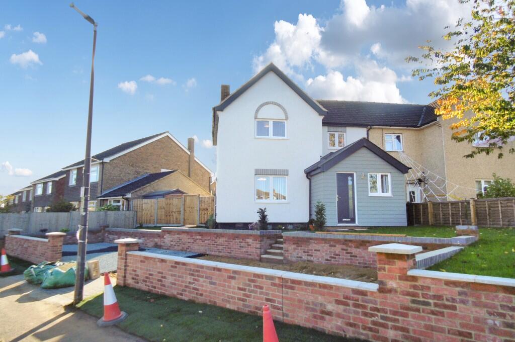 Main image of property: Oak Crescent, Potton, SG19