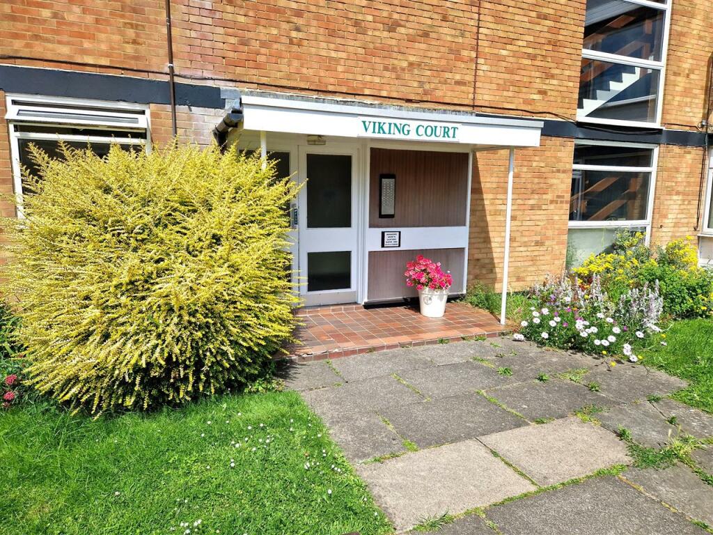 1 bedroom apartment for sale in Viking Court, Canterbury, CT2