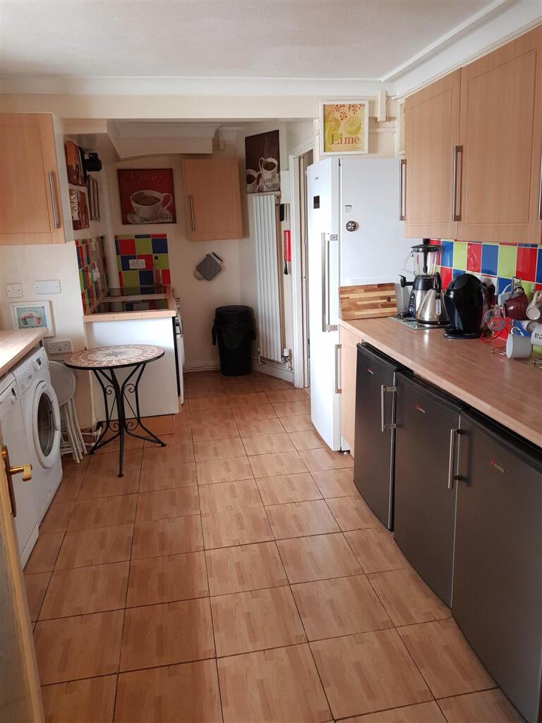 Main image of property: Wincheap, Canterbury