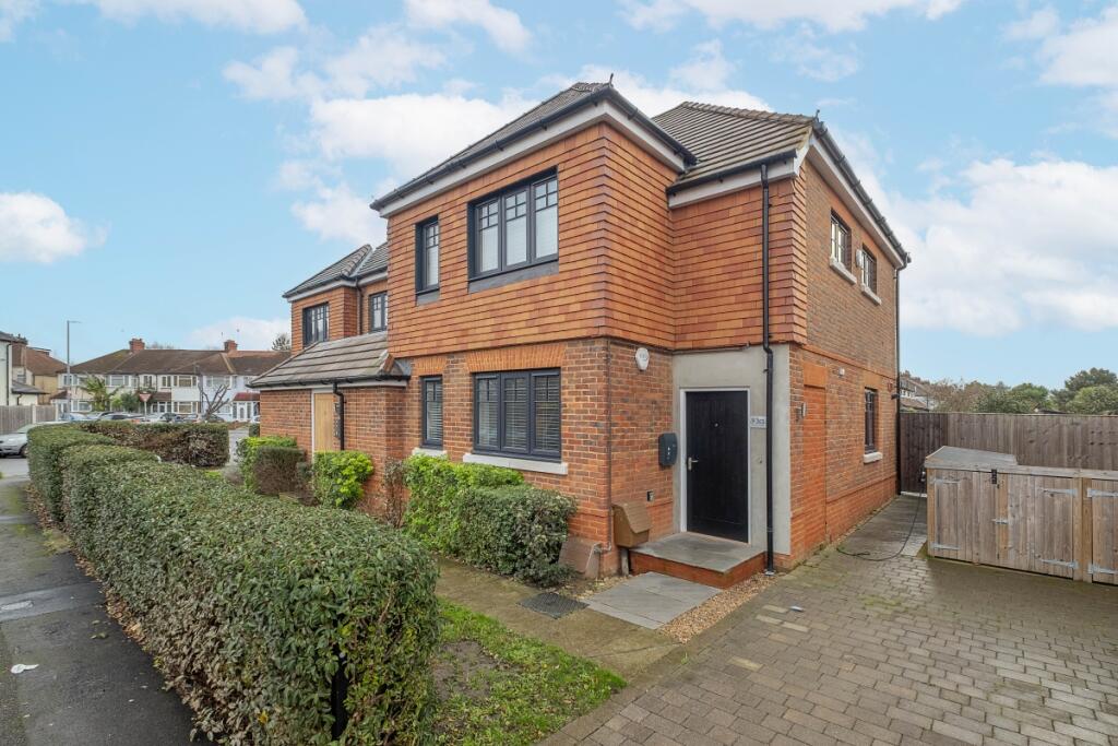 Main image of property: Potters Grove New Malden KT3