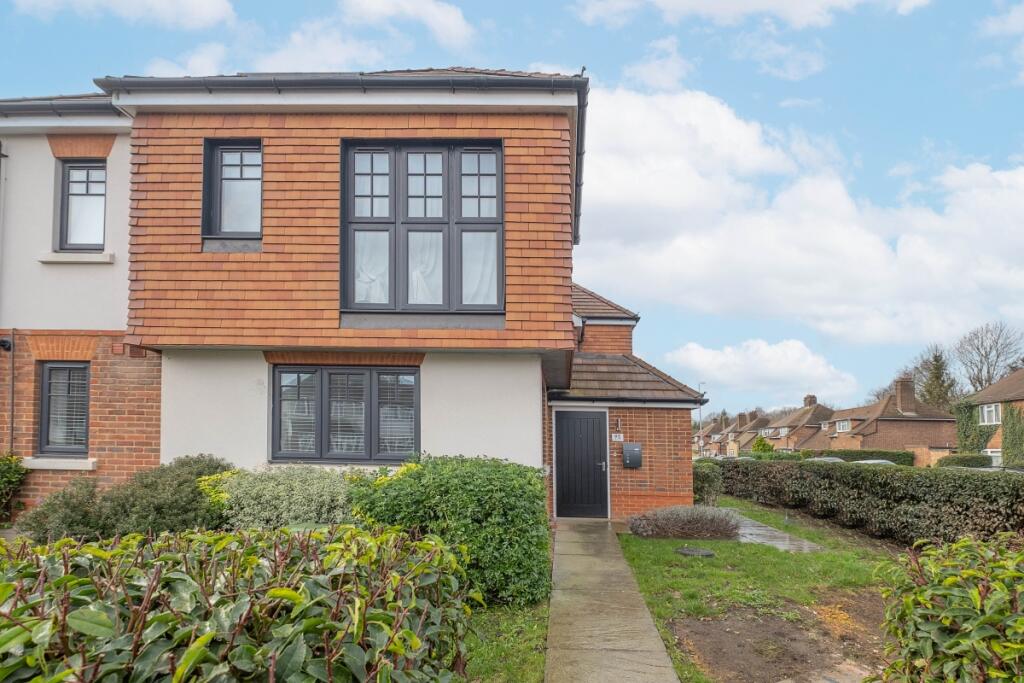 Main image of property: Potters Grove New Malden KT3