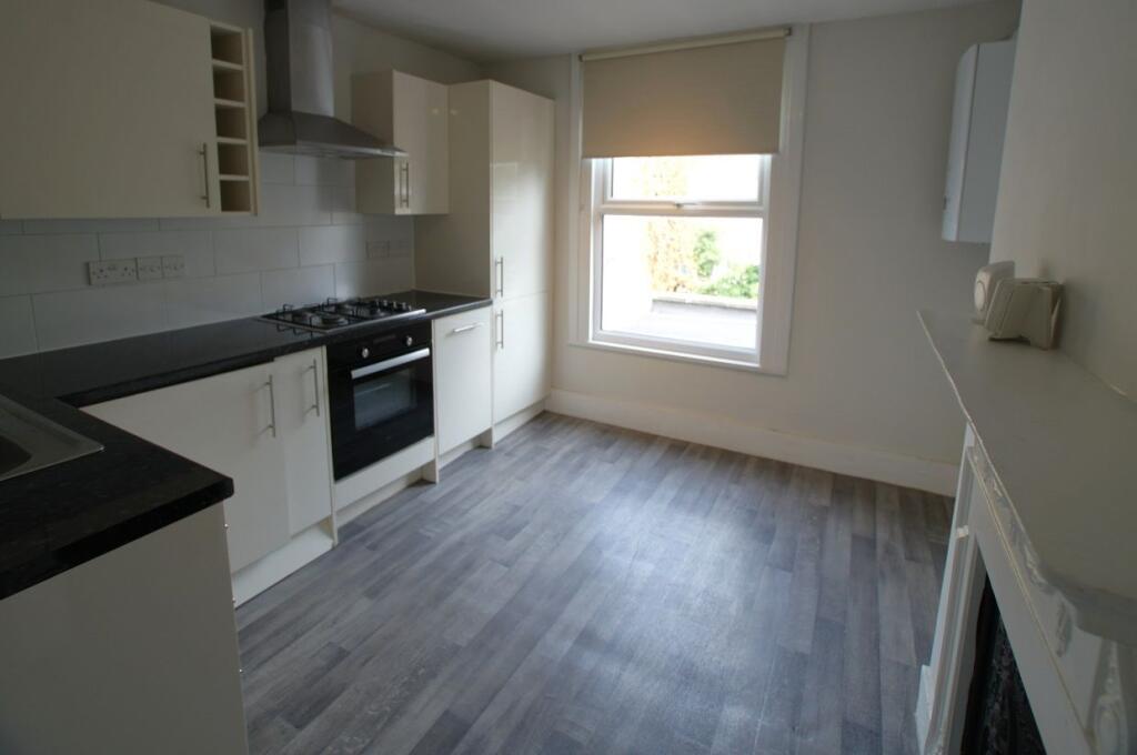 Main image of property: Ravenswood Road, London, SW12 9PN