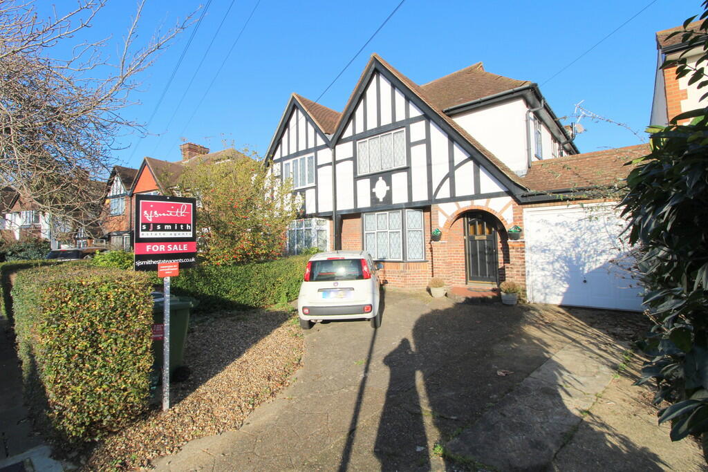 4 bedroom semidetached house for sale in Village Way, Ashford, TW15