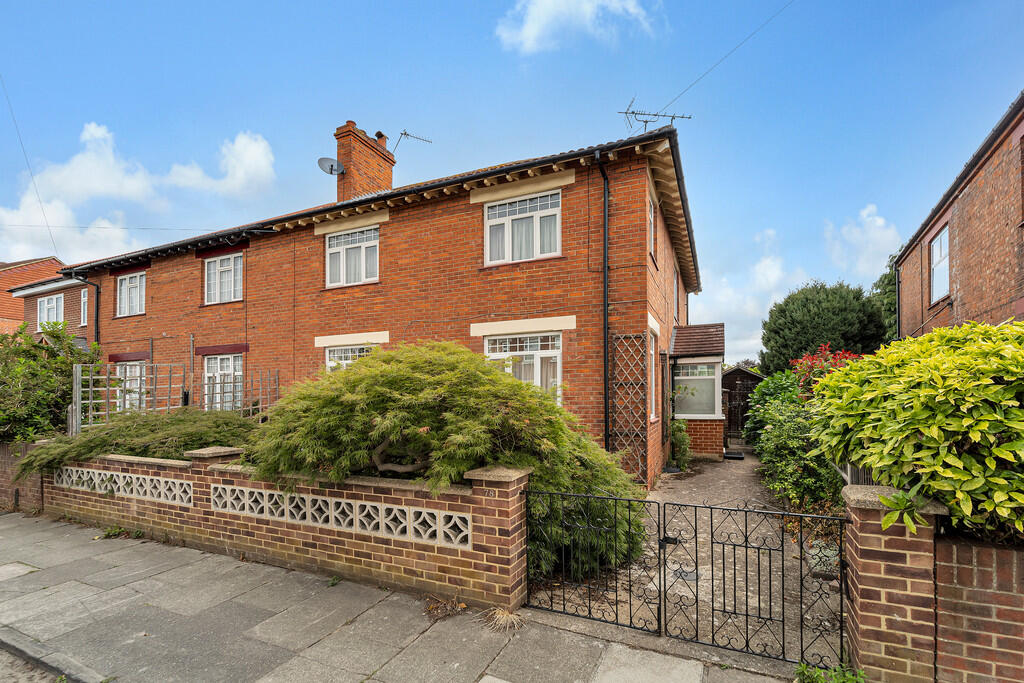 Main image of property: Chaucer Road, Ashford