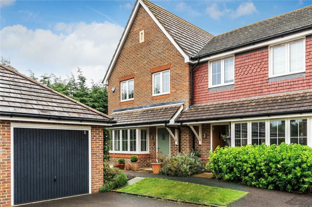 Main image of property: Morgan Close, Guildford, Surrey, GU3